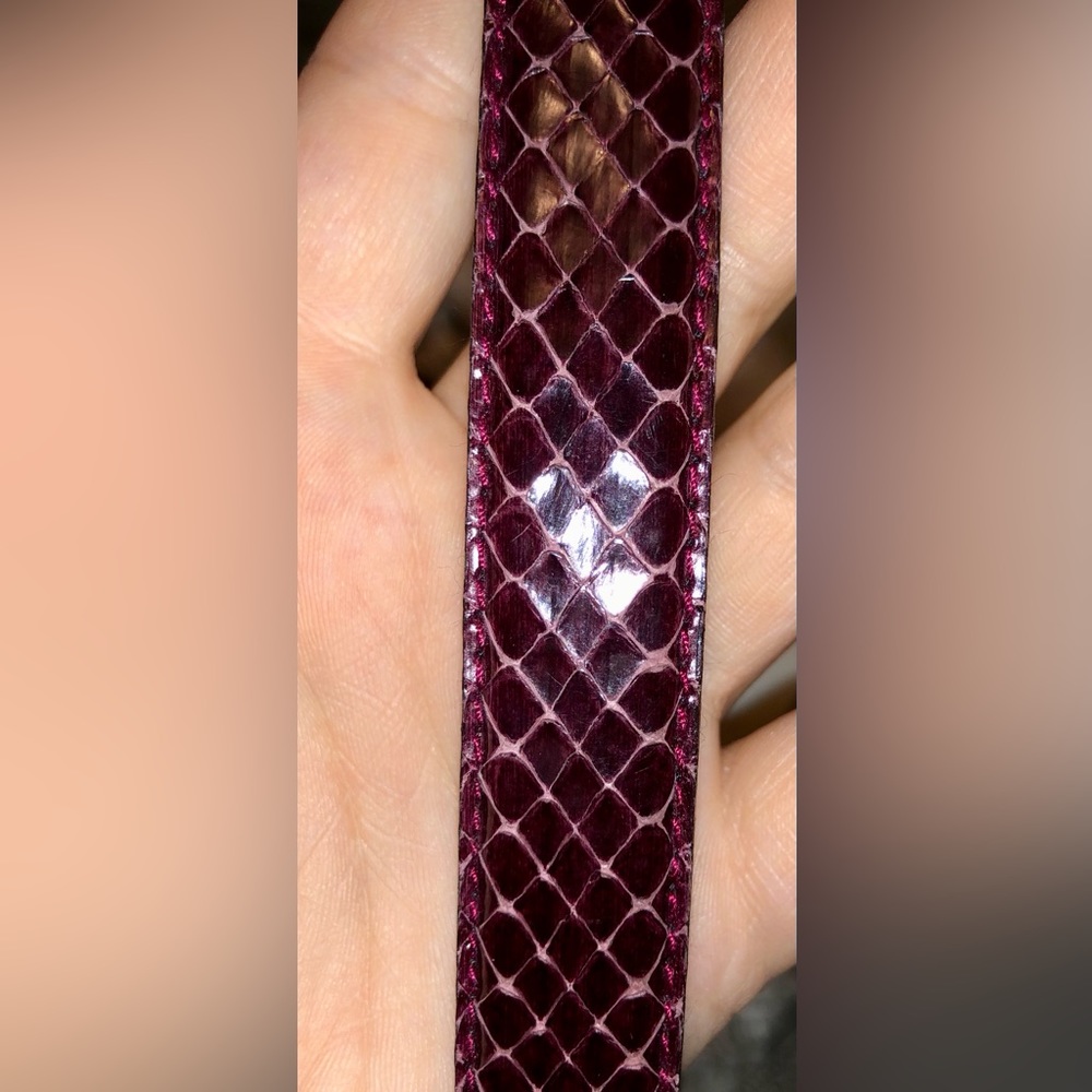 Size Small Vintage Burgundy/Maroon Genuine Snakeskin Belt